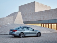 p90237215_highres_the-new-bmw-5-series